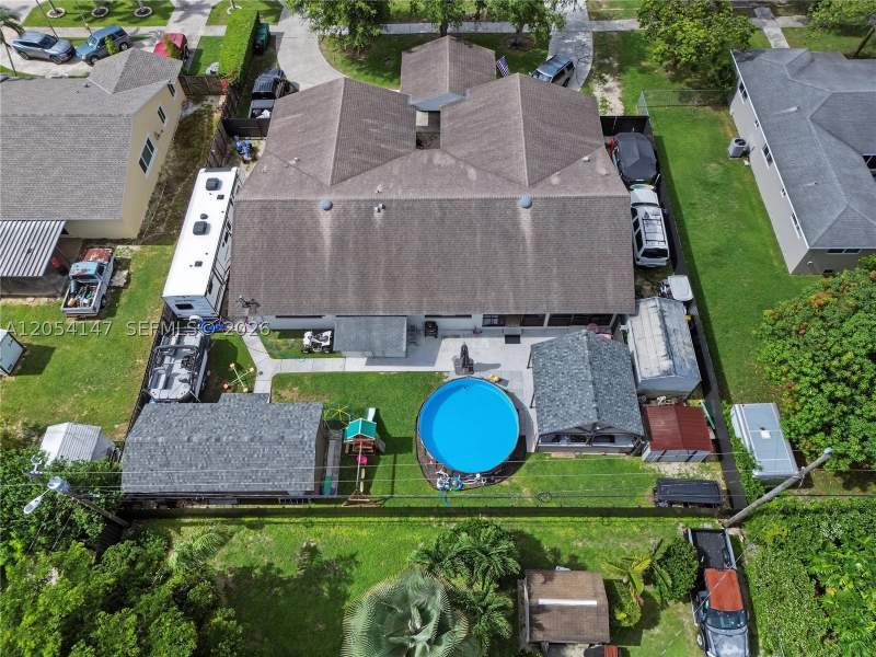 5 bedroom SingleFamilyResidence at 225 NW 21st St, Porvenir Amd Plat 2, Homestead — photo 4