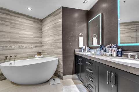 848 Brickell Key Drive Lph4401, Miami FL - photo 22 of 54