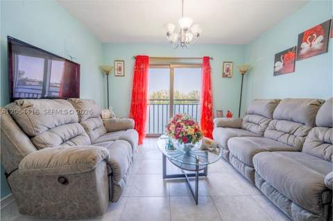 9917 W Okeechobee Rd 3-306, Hialeah Gardens FL - photo 10 of 27