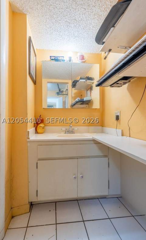 9917 W Okeechobee Rd 3-306, Hialeah Gardens FL - photo 18 of 27
