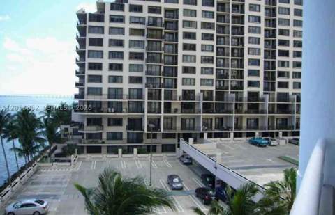 808 Brickell Key Dr 606, Miami FL - photo 11 of 13