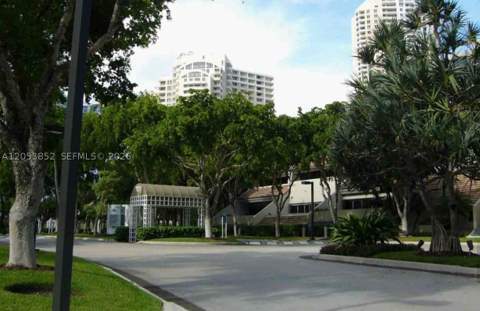 808 Brickell Key Dr 606, Miami FL - photo 13 of 13