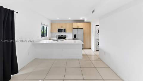 205 NW 12th Ct, Florida City FL - photo 13 of 68