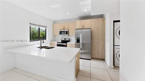 205 NW 12th Ct, Florida City FL - photo 15 of 68