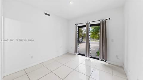205 NW 12th Ct, Florida City FL - photo 17 of 68