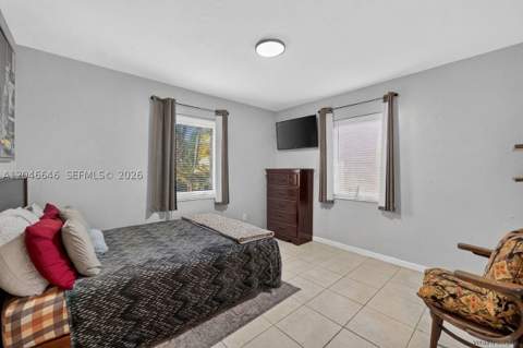 1230 NW 84th Ter, Miami FL - photo 13 of 30