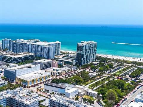 2155 Washington Ct 210, Miami Beach FL - photo 14 of 17