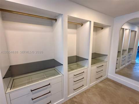 2155 Washington Ct 210, Miami Beach FL - photo 9 of 17