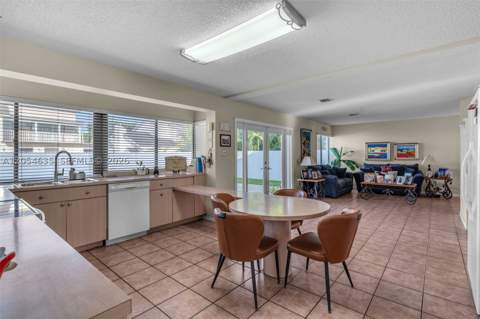 11055 SW 129th Ct, Miami FL - photo 16 of 36