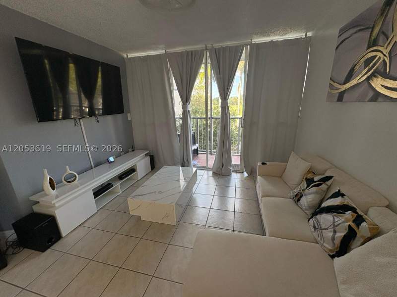 2 bedroom Condominium at 7035 NW 186th St D302, Las Brisas@ Country Club, Hialeah — photo 3