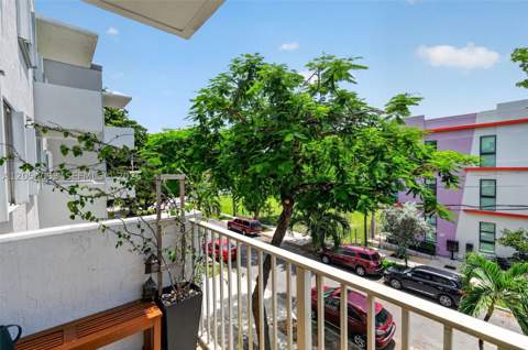 1060 NW 7th St 205, Miami FL - photo 13 of 23
