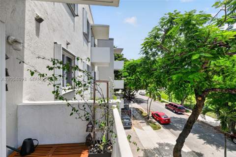 1060 NW 7th St 205, Miami FL - photo 14 of 23