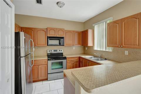 2874 SE 15th Rd 52, Homestead FL - photo 7 of 16