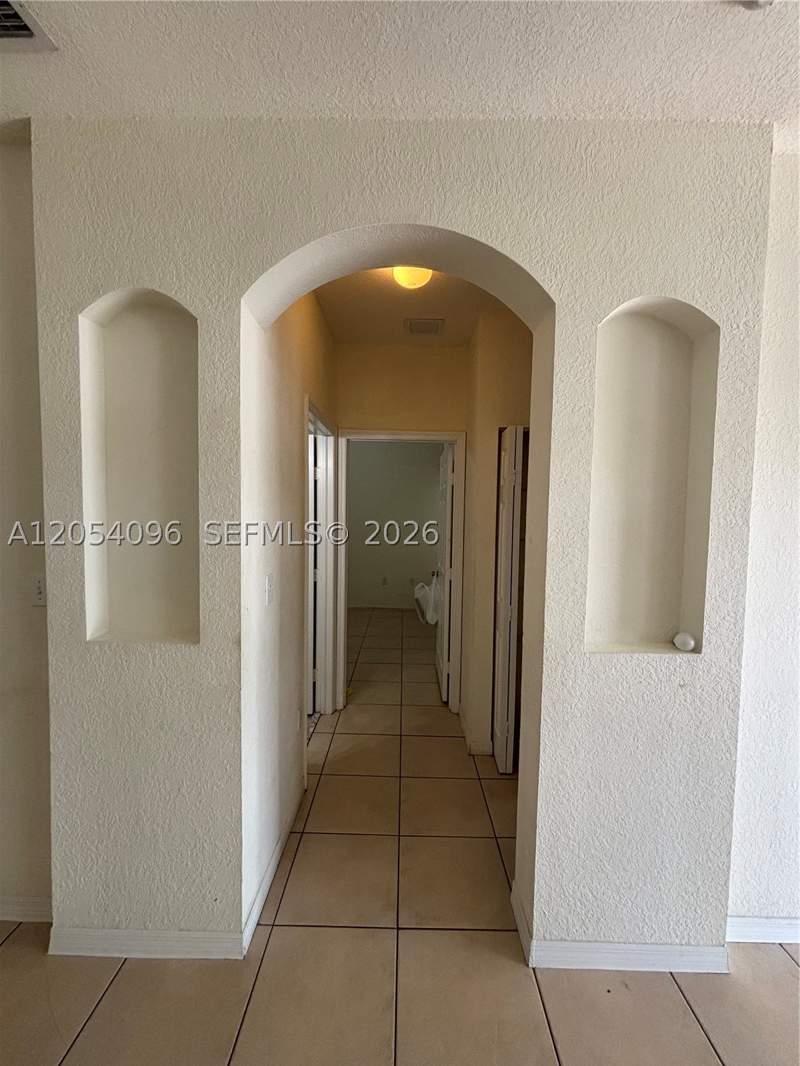3 bedroom Townhouse at 13781 SW 171st Ter, Cazadores Sub South, Miami — photo 2