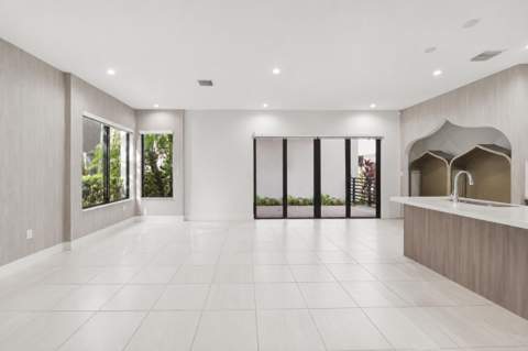 8272 NW 44th Terrace, Doral FL - photo 11 of 51