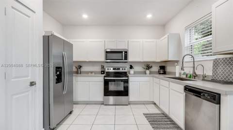 1871 SE 9th Terr, Homestead FL - photo 17 of 31