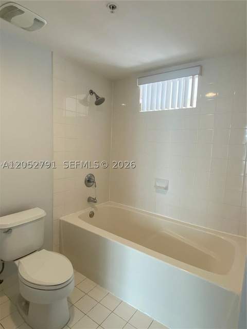 7280 SW 90th St 501, Miami FL - photo 9 of 22