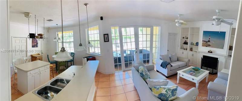 5 bedroom SingleFamilyResidence at 16141 SW 96th Ter, Garden Hills West, Miami — photo 5