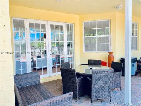 16141 SW 96th Ter, Miami FL - photo 7 of 28