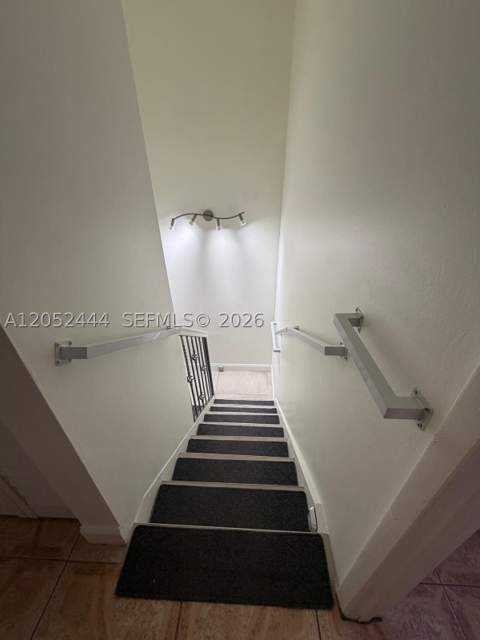 2760 W 63rd Pl 106-23, Hialeah FL - photo 24 of 33