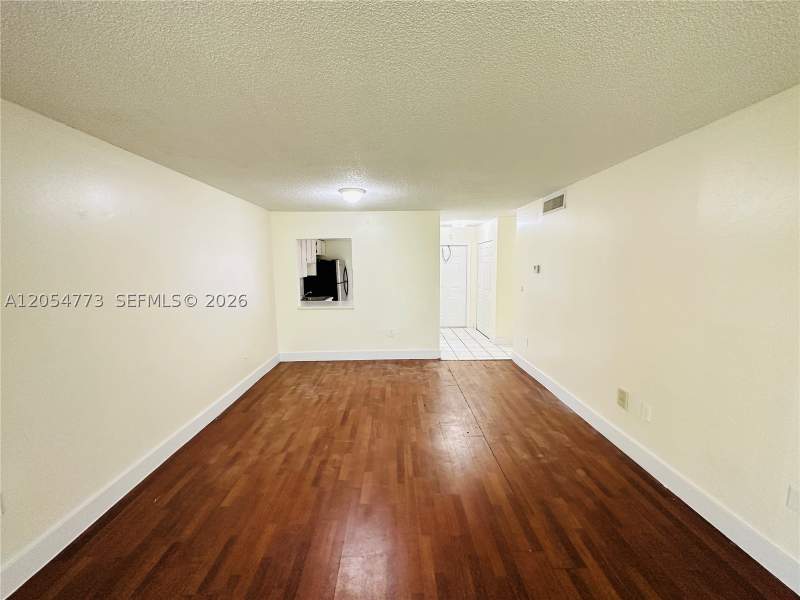 1 bedroom Condominium at 505 NW 177th St 131, New World Condo Apts IV, Miami Gardens — photo 3