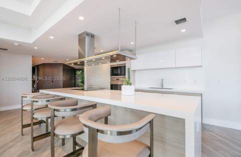 17301 Biscayne Blvd 1609, North Miami Beach FL - photo 22 of 47
