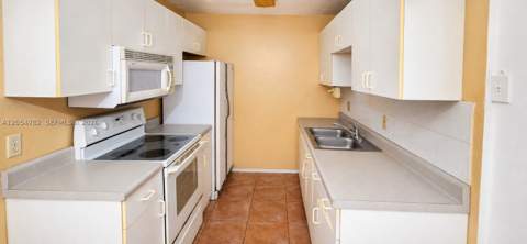 10370 SW 220th St 228, Cutler Bay FL - photo 7 of 16