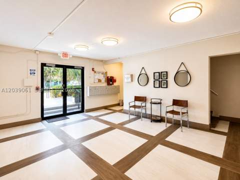 1725 James Ave 12A, Miami Beach FL - photo 13 of 28