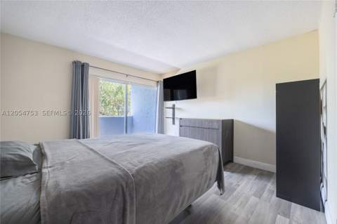 9365 Fontainebleau Blvd E205, Miami FL - photo 15 of 21