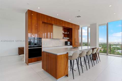 2678 Tigertail Ave Ph1, Miami FL - photo 10 of 46