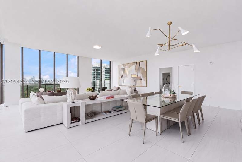 4 bedroom Condominium at 2678 Tigertail Ave Ph1, Mr. C Residences, Miami — photo 2