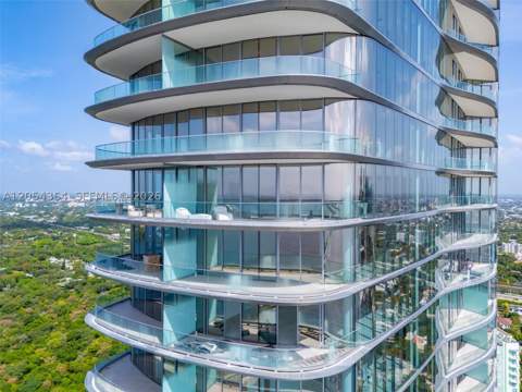 175 SE 25th Rd Ph-4001, Miami FL - photo 17 of 41