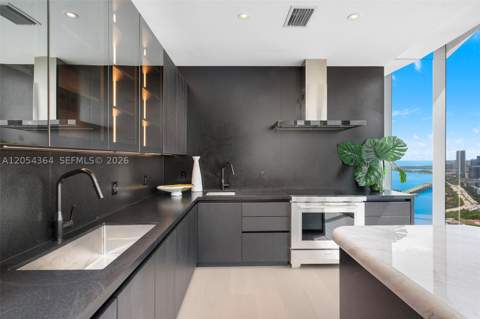 175 SE 25th Rd Ph-4001, Miami FL - photo 9 of 41