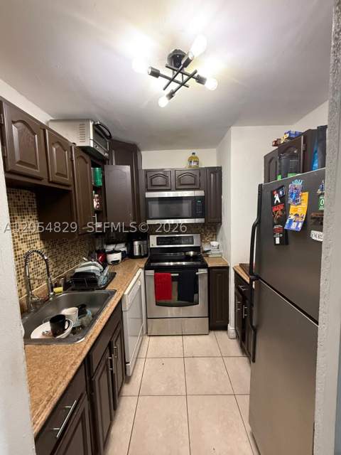 3536 NE 168th St 403, North Miami Beach FL - photo 13 of 13