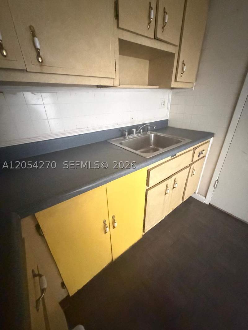 2 bedroom Condominium at 12500 NE 15th Ave 402, Three Horizons East Condo, North Miami — photo 5