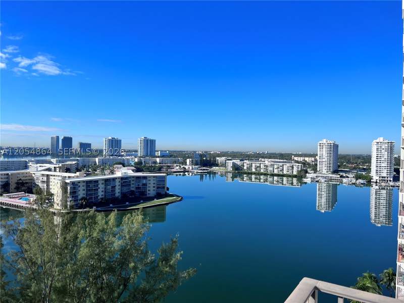 1 bedroom Condominium at 18151 NE 31st Ct 1505, The Clipper At Bisc Cove, Aventura — photo 2