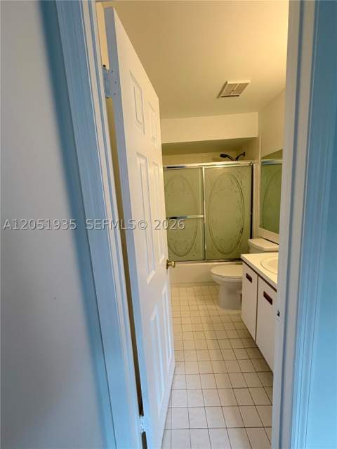 9850 Hammocks Blvd 107, Miami FL - photo 14 of 30
