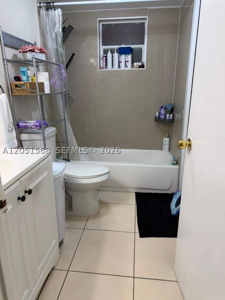 2 bedroom Condominium at 1630 W 46th St 504C, Silver Spring Tower Condo, Hialeah — photo 3