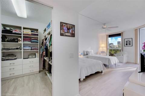 21205 Yacht Club Dr 701, Aventura FL - photo 12 of 40