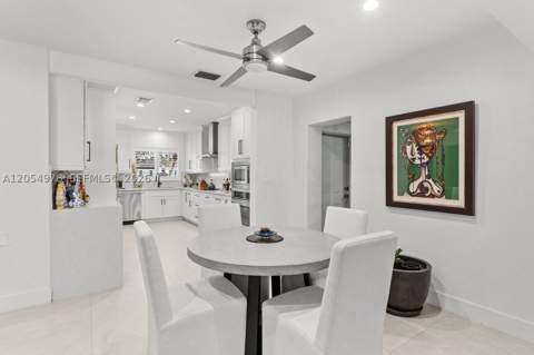 6511 Riviera Dr, Coral Gables FL - photo 8 of 26