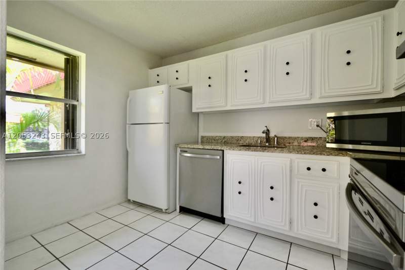 2 bedroom Condominium at 10447 SW 108th Ave 270, Kendallwood Villas Condo, Miami — photo 4