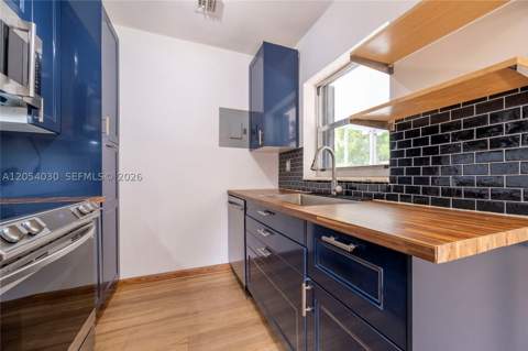 76 NE 170th St, North Miami Beach FL - photo 17 of 45