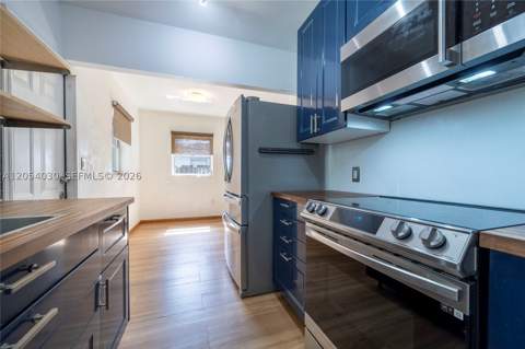 76 NE 170th St, North Miami Beach FL - photo 18 of 45