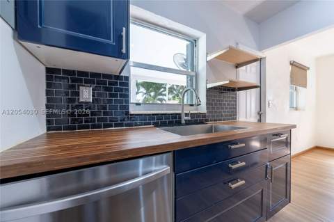 76 NE 170th St, North Miami Beach FL - photo 19 of 45