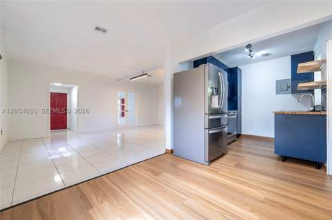 76 NE 170th St, North Miami Beach FL - photo 23 of 45
