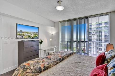 1750 N Bayshore Dr 2911, Miami FL - photo 13 of 25
