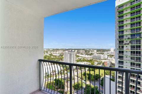 1750 N Bayshore Dr 2911, Miami FL - photo 20 of 25