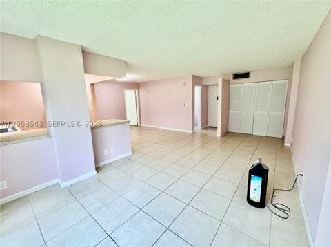 17011 N Bay Rd 117, Sunny Isles Beach FL - photo 6 of 17