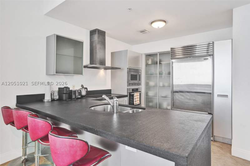 2 bedroom Condominium at 18201 Collins Ave 4705, Trump Royale Condo, Sunny Isles Beach — photo 5