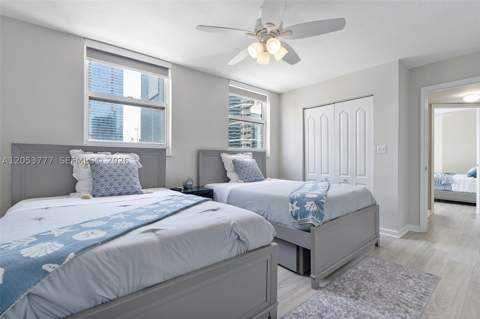 1200 Brickell Bay Dr 2423, Miami FL - photo 23 of 42